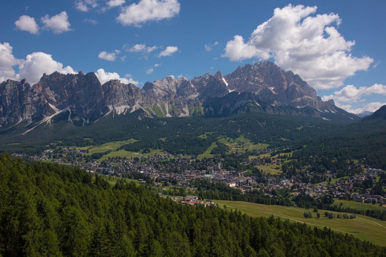 Apartmán Cortina-House Cortina dʼAmpezzo Exteriér fotografie